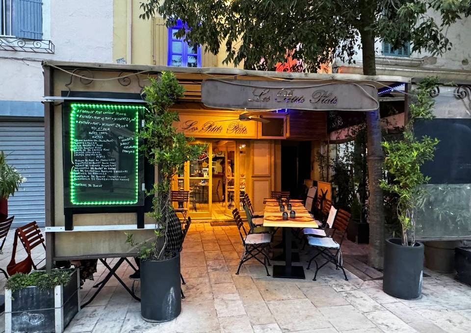 Les Petits Plats - restaurant CAVAILLON